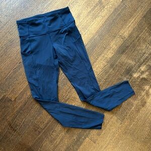 Lululemon Fast & Free Navy leggings - size 6